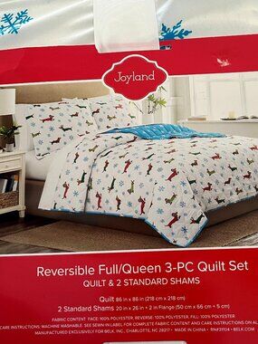 Joyland Snowy Dog Quilt Set